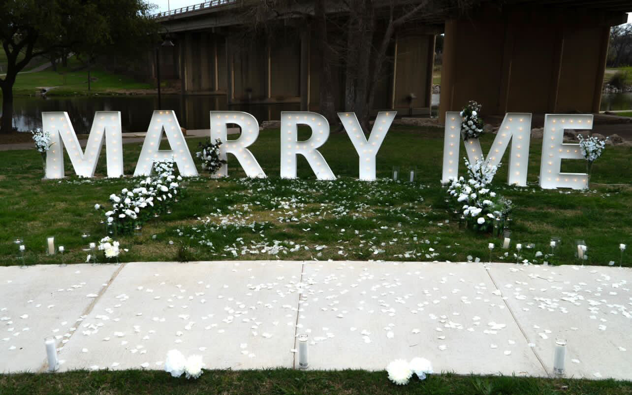 Marquee Letters - QUOTE