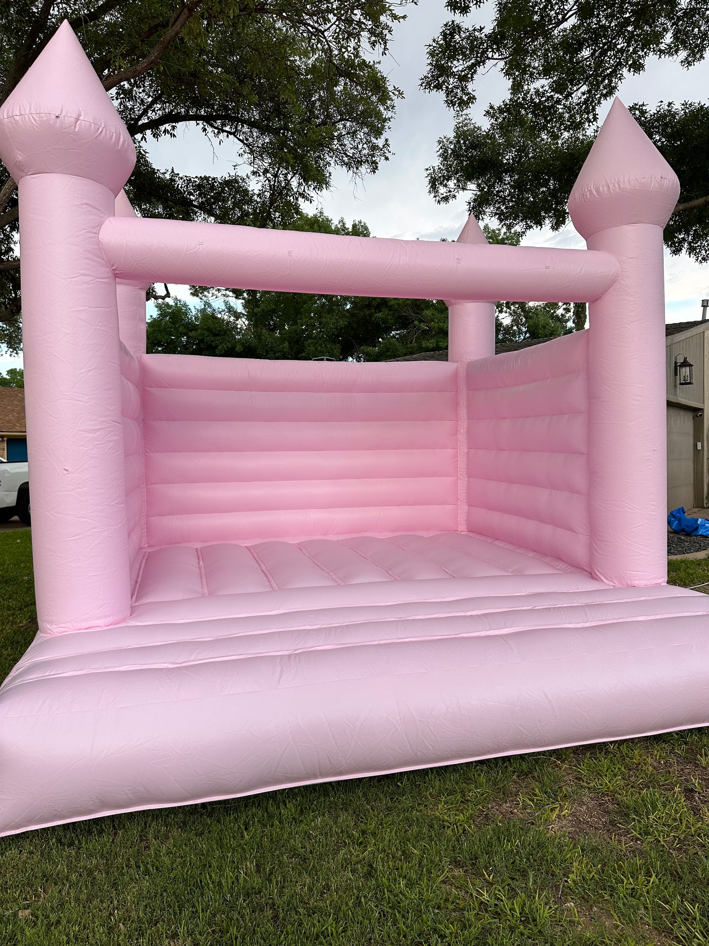 Tickled Pink Bounce House - PARTY PACKAGE